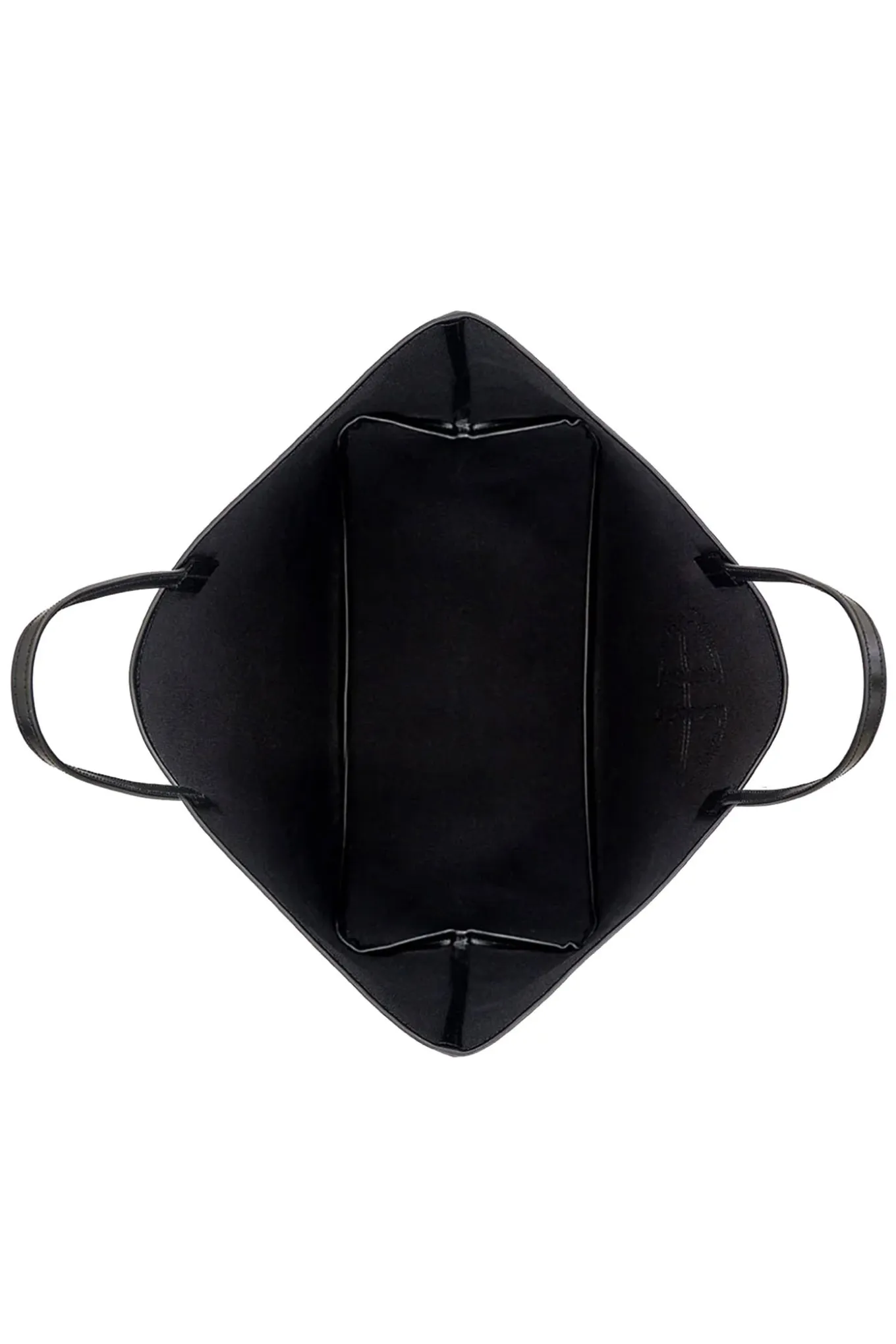 Emma Black A1310422