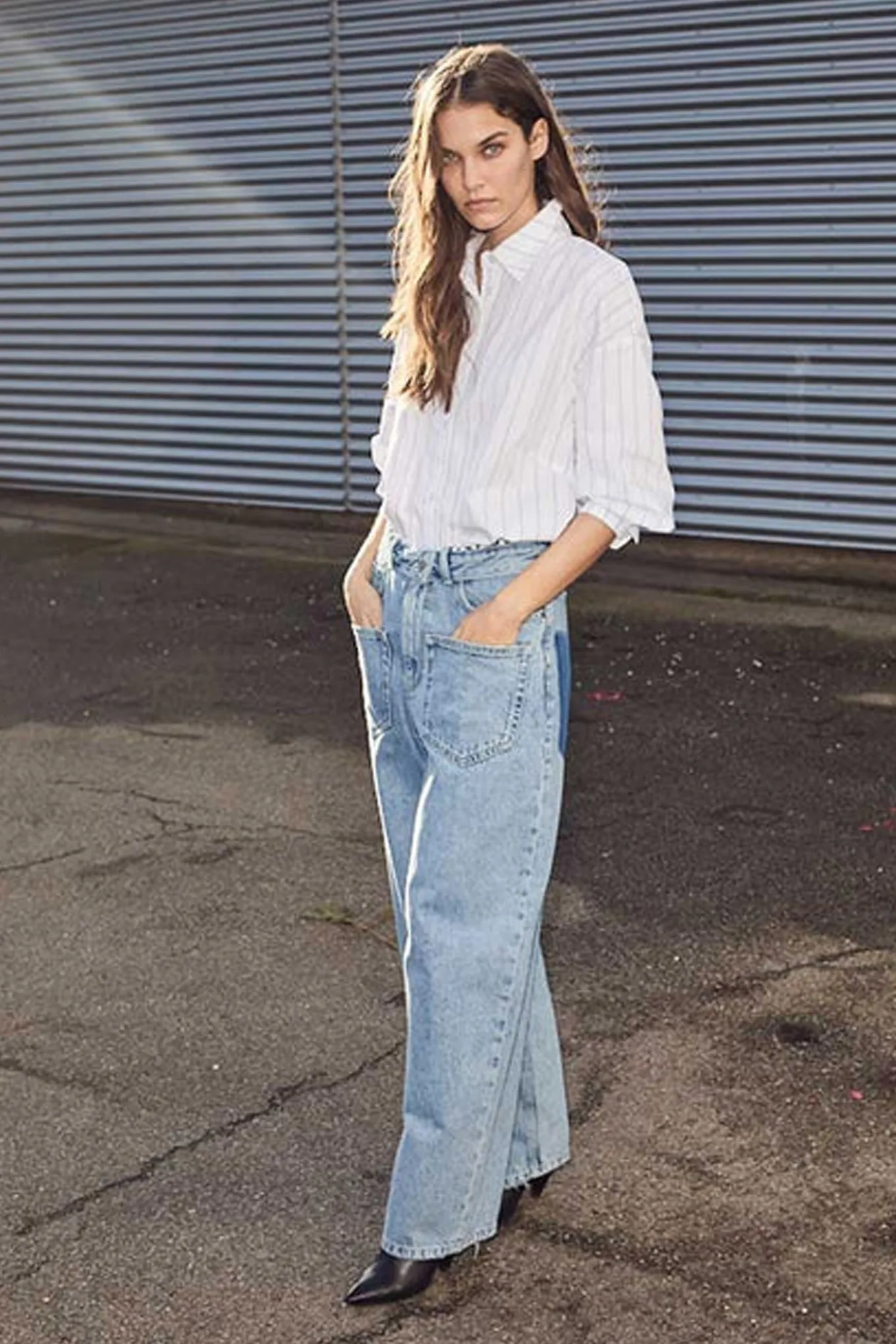 Flip Waist Pocket Jeans Bleached Denim HL10179