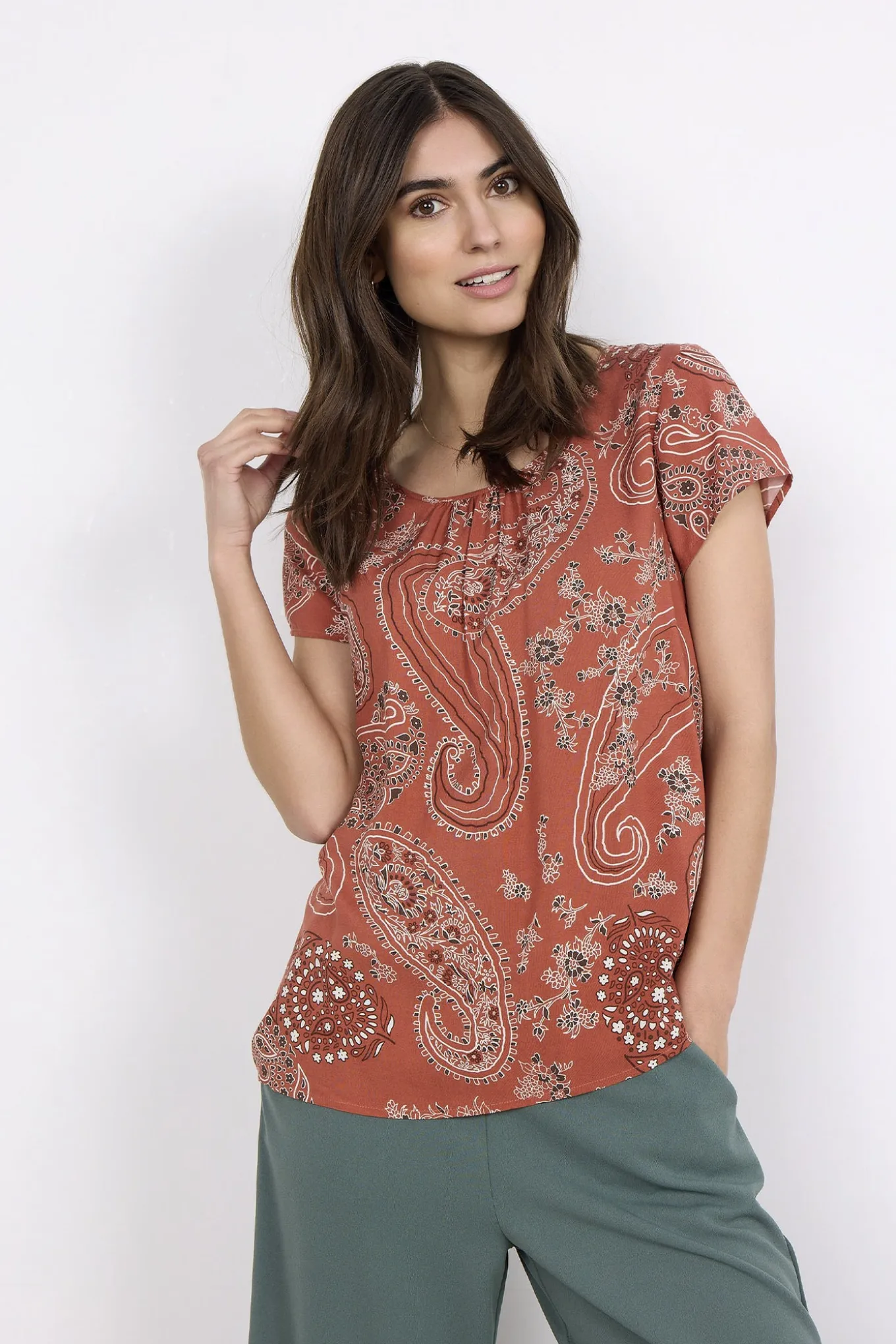 Latoya 2 RUST 40116