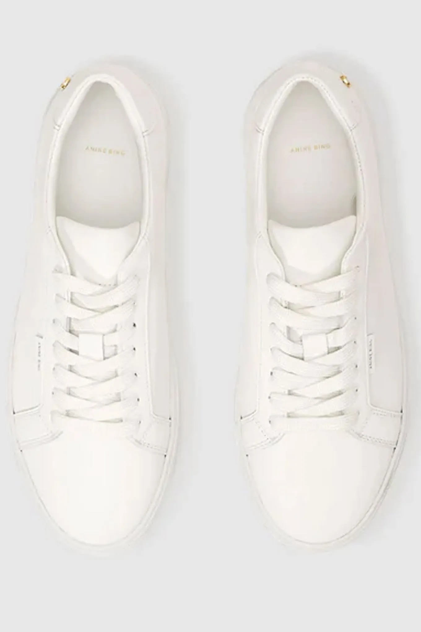 Liane White A143170