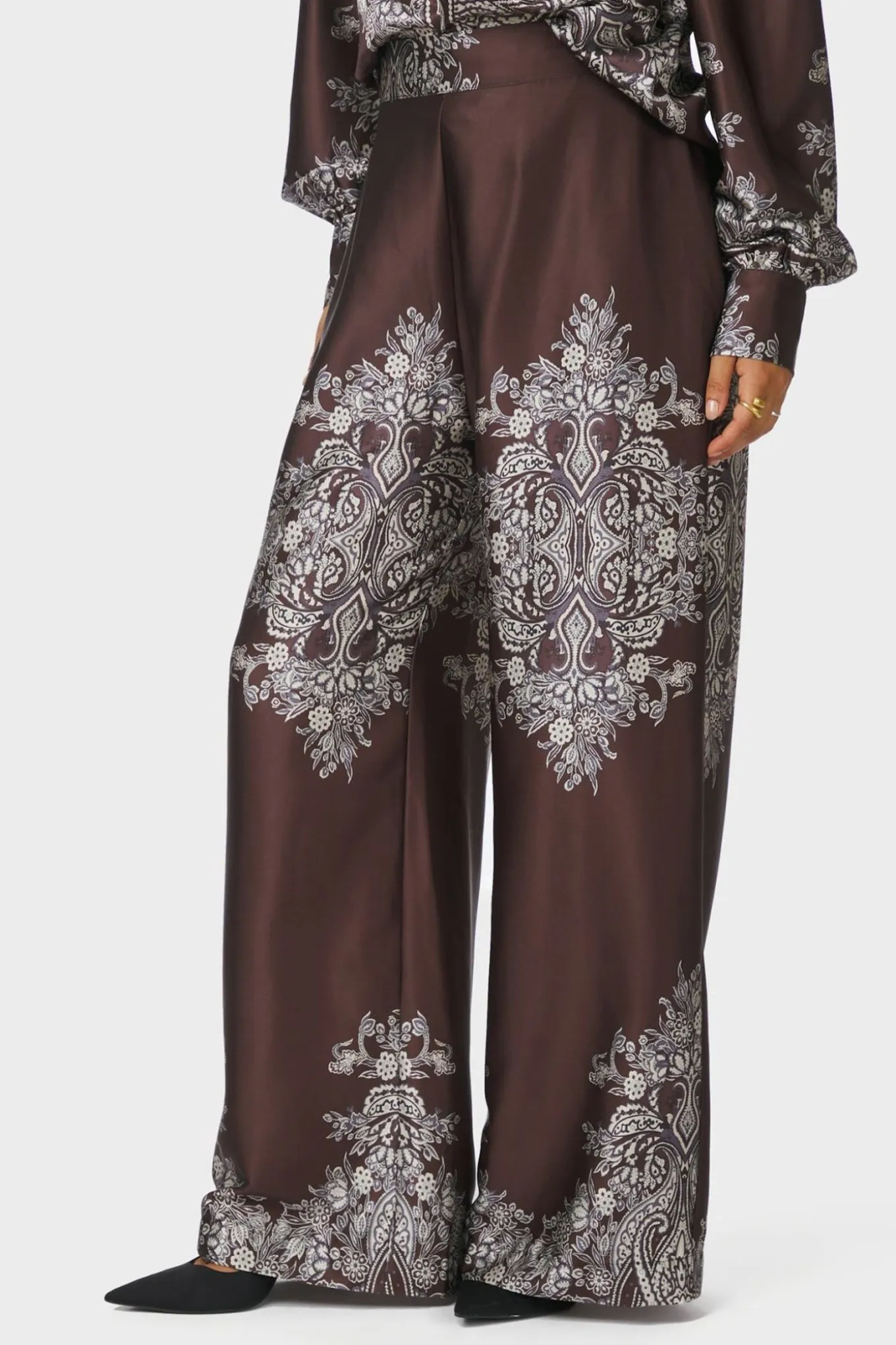 Lunet Paisley Border Dark brown 167274