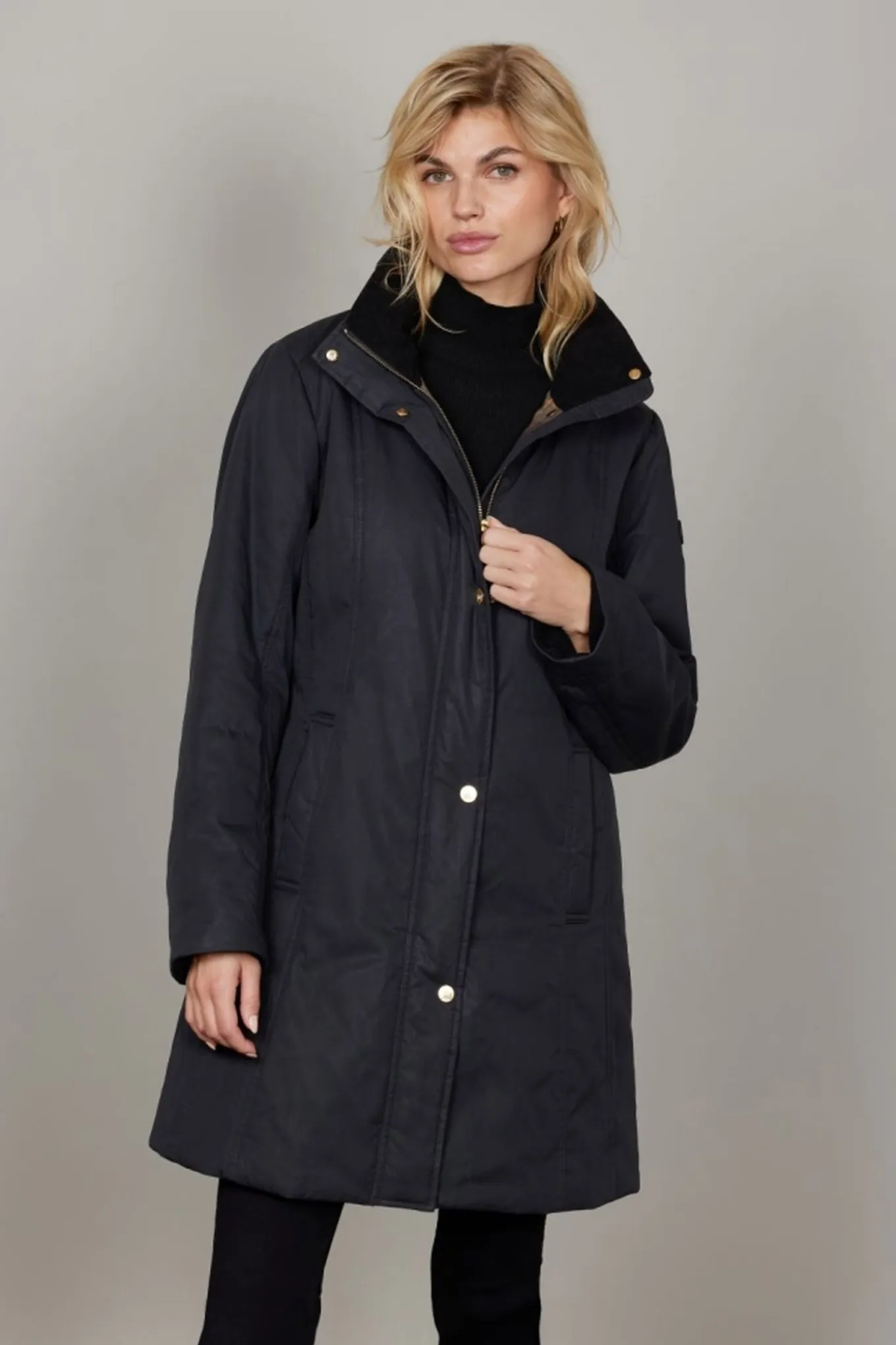 Megan 50Navy 0225203045