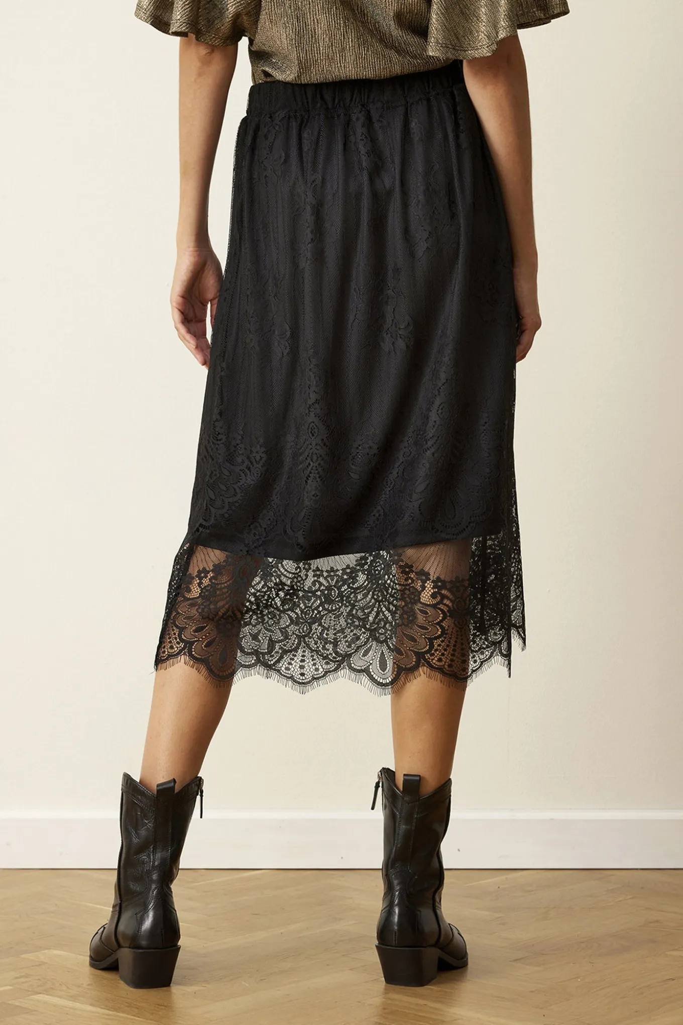 Paula skirt SORT 15938