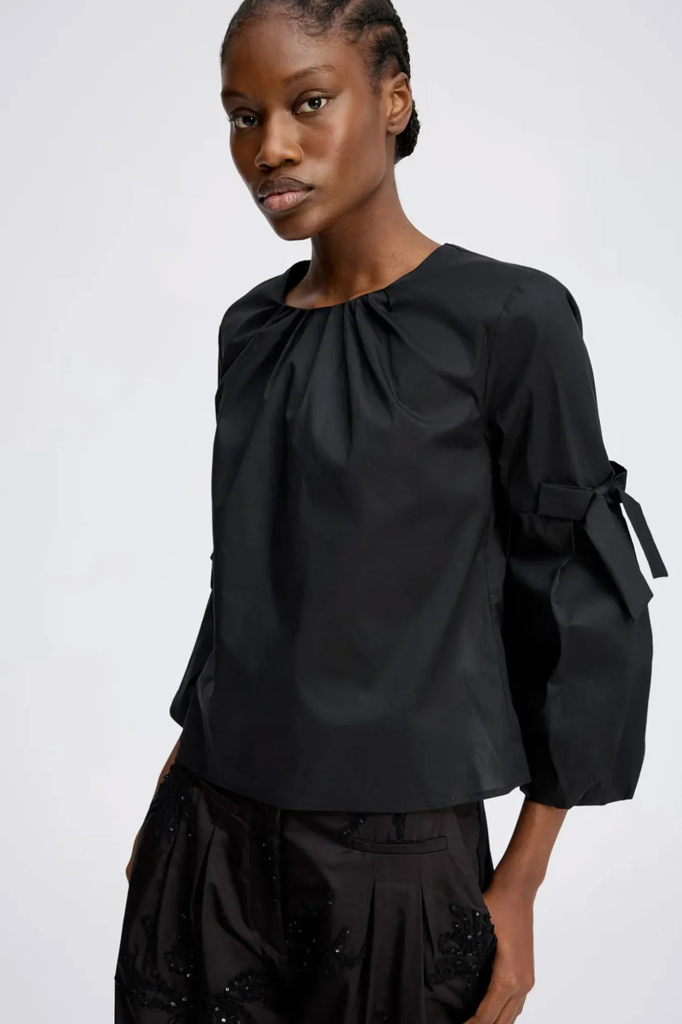 RAELYN 2Black 1003/25424