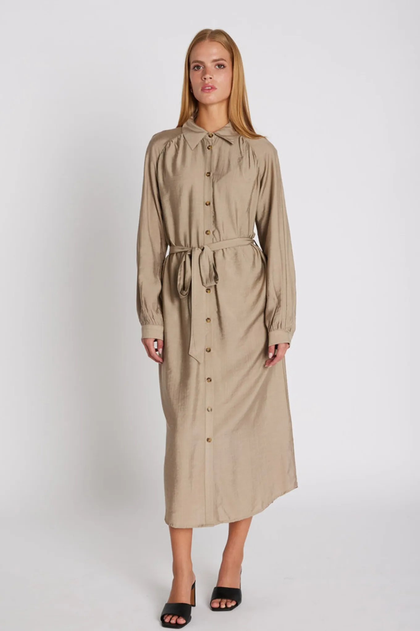 7639RDFDaria dress 154 Sandstone RDF593