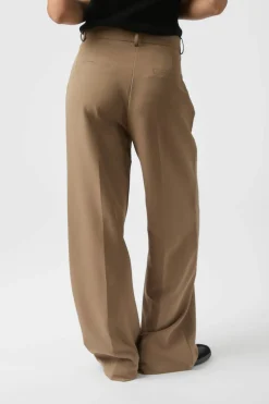 Sury Dusty Brown 165815