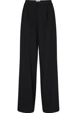 Tailor Black 200619